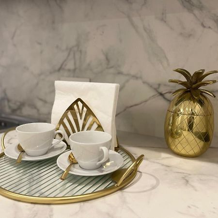 Bellagio Luxury Suites Apartments エクステリア 写真