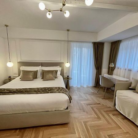 Bellagio Luxury Suites Apartments エクステリア 写真