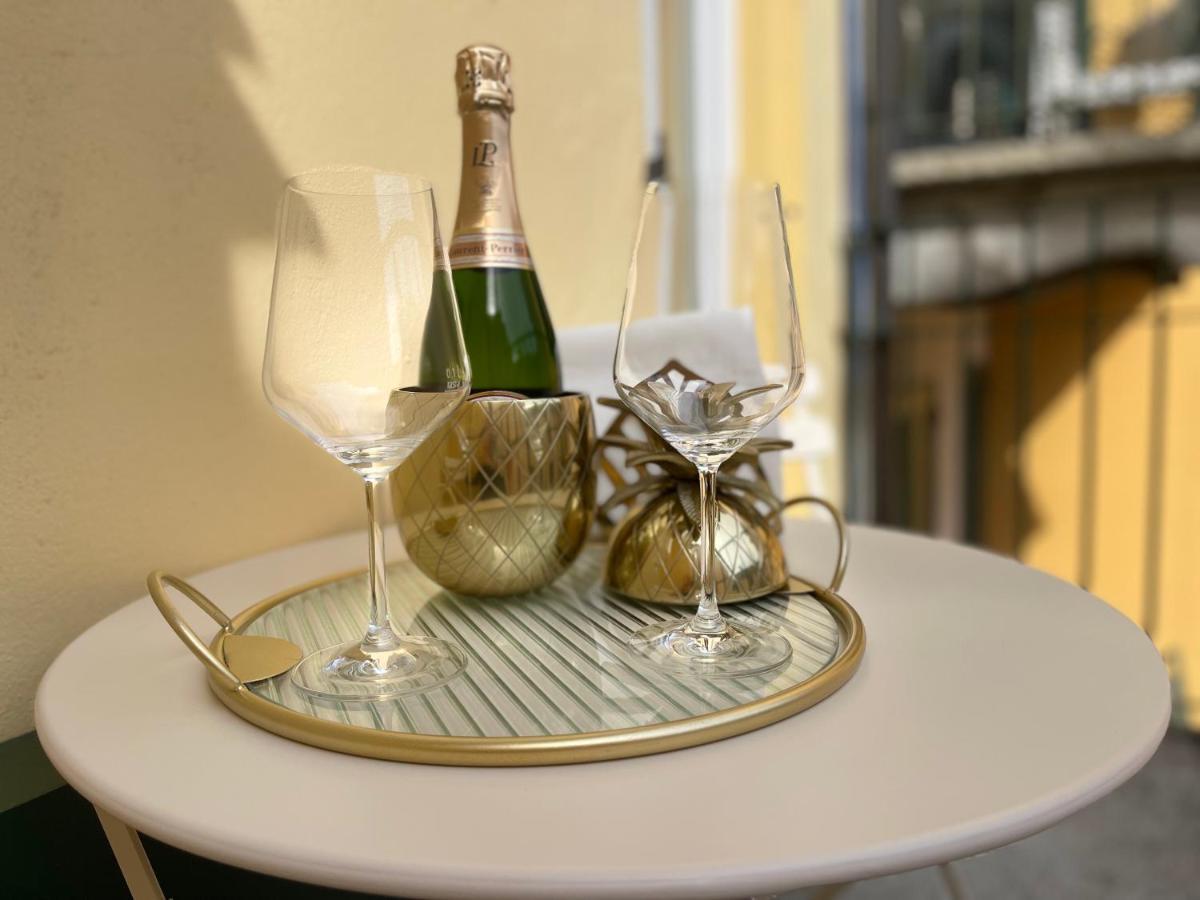 Bellagio Luxury Suites Apartments エクステリア 写真